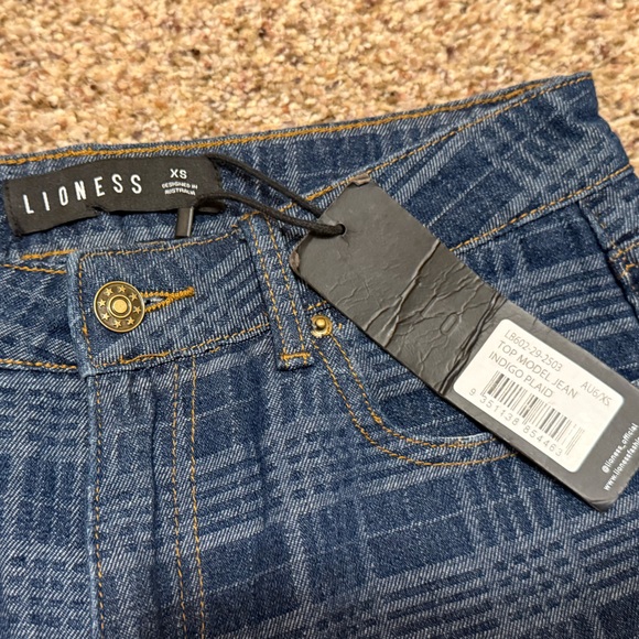 Lioness Plaid Denim Jeans NWT Size XS - Picture 3 of 3